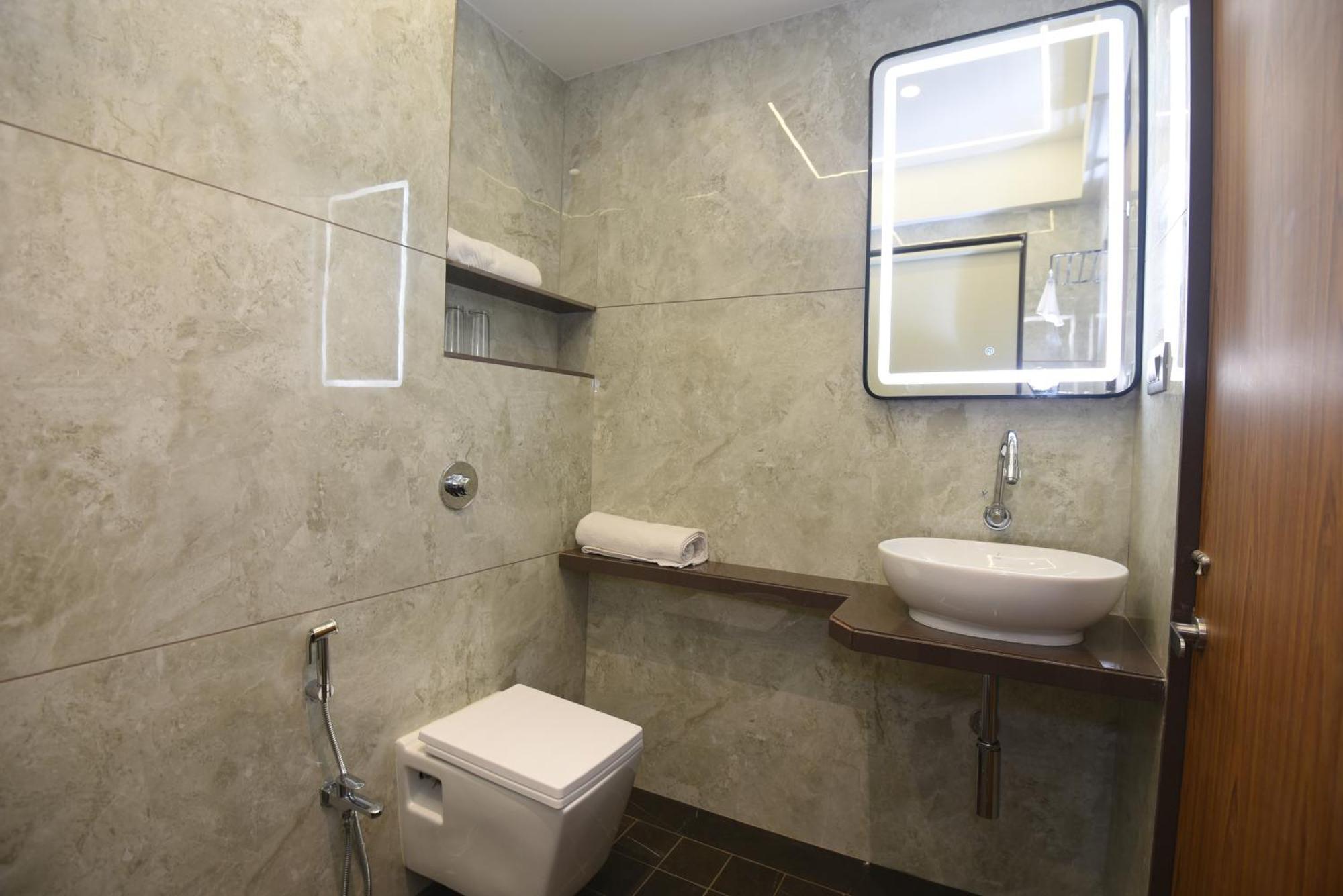 Vishnu Krupa Executive Rooms Virār Exterior photo